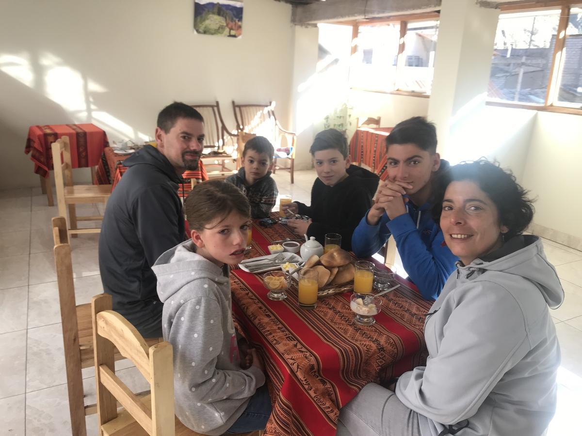 Hostal Apu Qhawarina Ollantaytambo Exterior foto
