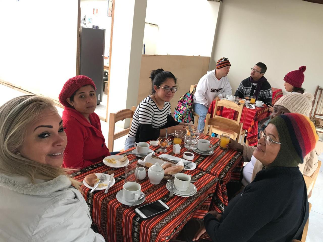 Hostal Apu Qhawarina Ollantaytambo Exterior foto